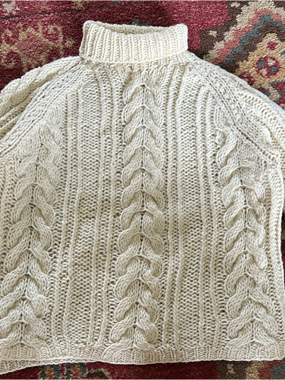 Chunky Cable Knit Turtleneck Sweater in Cream, Small